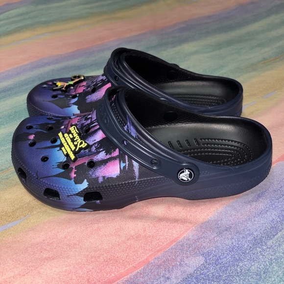 Disney Crocs Tinkerbell The Wonderful World of Disney Crocs women’s 10 / men’s 8 - Picture 5 of 8